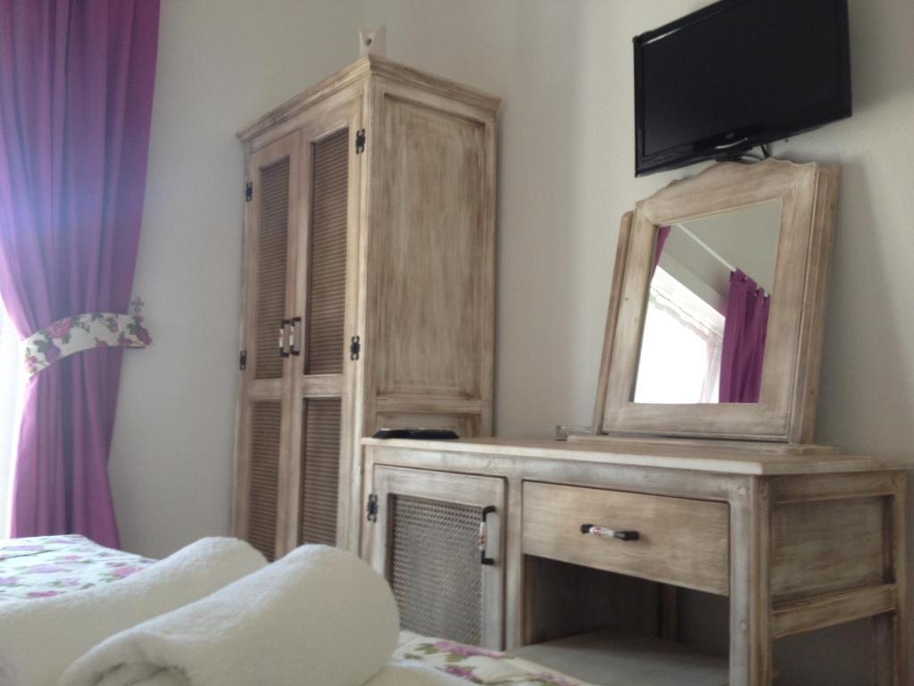 Ciftekuyu Hotel Alaçatı Pokoj fotografie